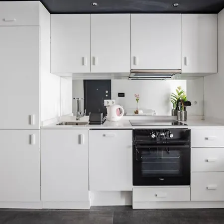 Apartment Cute Cozy Modern W Views Balcony! #377 Istanbul