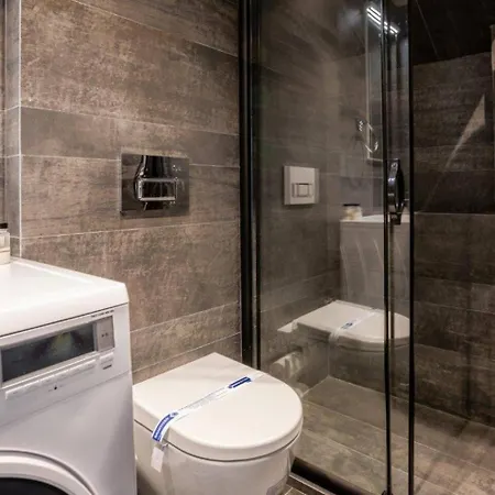 דירה Cute Cozy Modern W Views Balcony! #377